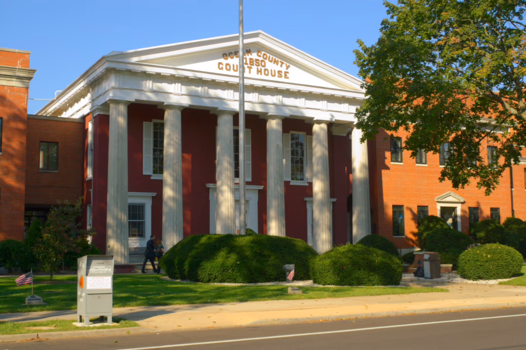 Ocean County courthouse, Toms River NJ